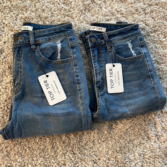 NWT Top Tier Hagar Slit Distressed Jeans Size 7/27 - Picture 2 of 8